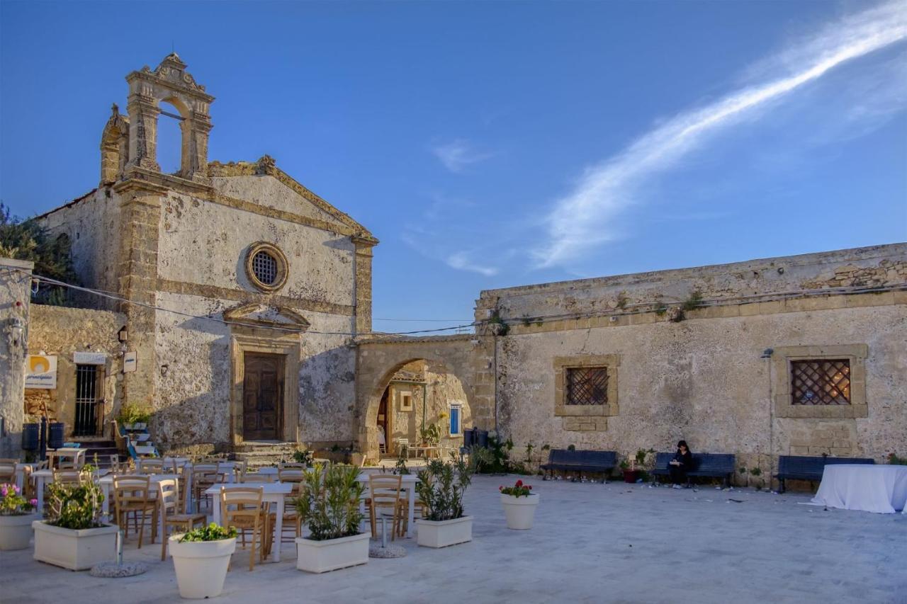 Terre Di Mare Near The Sandy Beach With Pool, Parking & Wifi Fontane Bianche Bagian luar foto