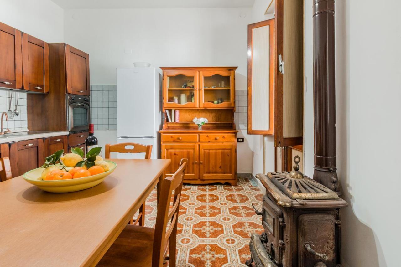 Terre Di Mare Near The Sandy Beach With Pool, Parking & Wifi Fontane Bianche Bagian luar foto