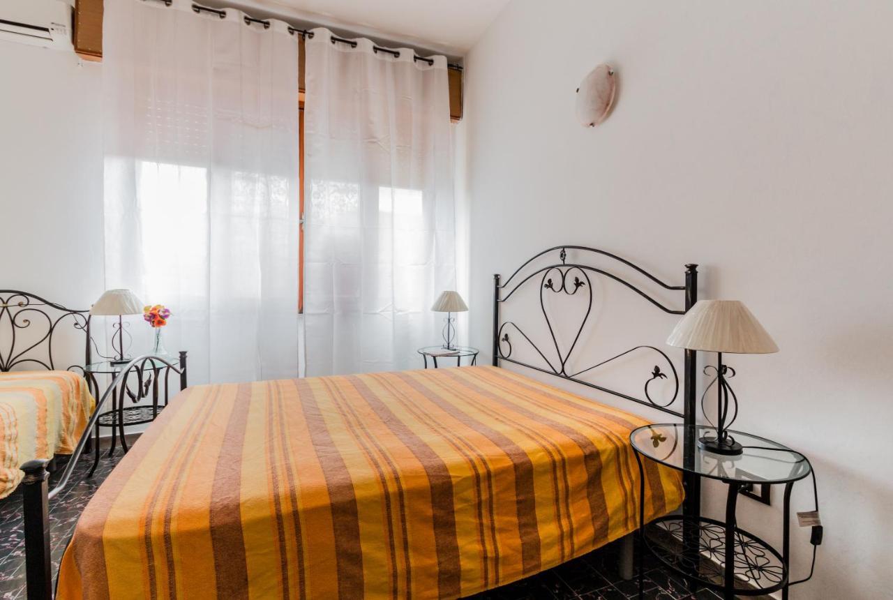 Terre Di Mare Near The Sandy Beach With Pool, Parking & Wifi Fontane Bianche Bagian luar foto