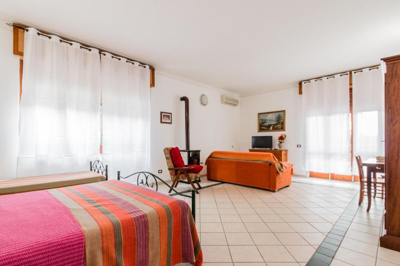 Terre Di Mare Near The Sandy Beach With Pool, Parking & Wifi Fontane Bianche Bagian luar foto