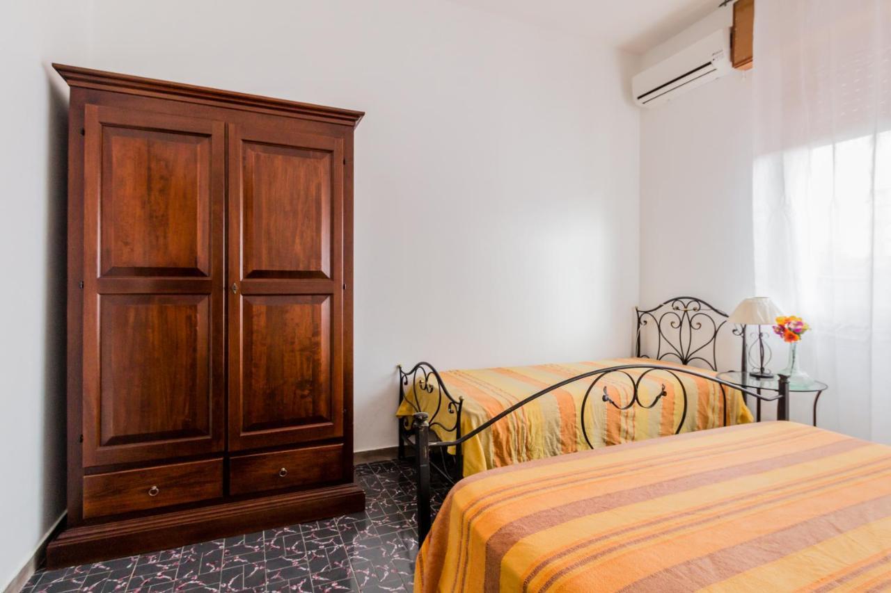 Terre Di Mare Near The Sandy Beach With Pool, Parking & Wifi Fontane Bianche Bagian luar foto