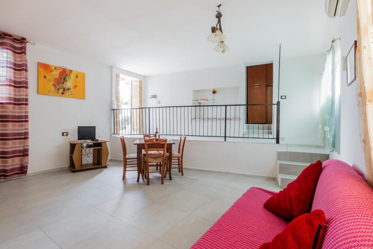 Terre Di Mare Near The Sandy Beach With Pool, Parking & Wifi Fontane Bianche Bagian luar foto