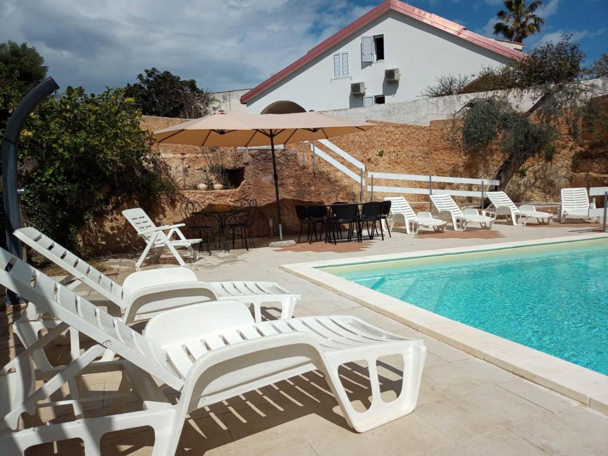 Terre Di Mare Near The Sandy Beach With Pool, Parking & Wifi Fontane Bianche Bagian luar foto